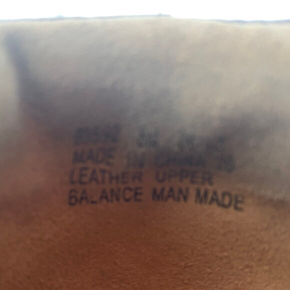 Clarks Structured Bronze Leather Comfort Loafers Slip-On Shoes Women’ Size 8 - Picture 9 of 10